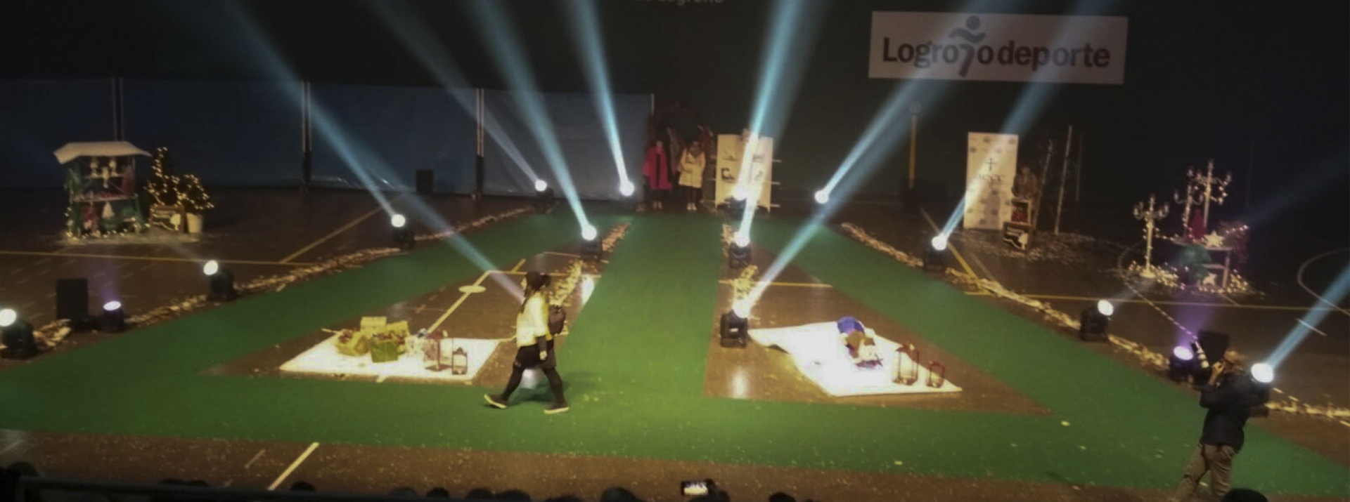 PASARELA DE MODA AECC